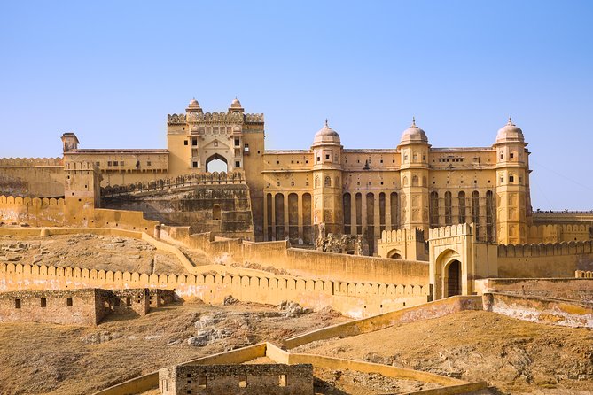 2-Day Private Tour of Jaipur from Delhi: City Palace, Hawa Mahal and Amber Fort - The five-hour road to Jaipur