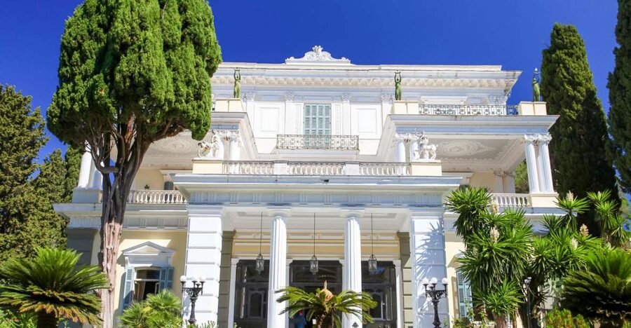 Achilleion Palace, Kanoni & Corfu Old Town Private Tour - A driver, a guide, or both?