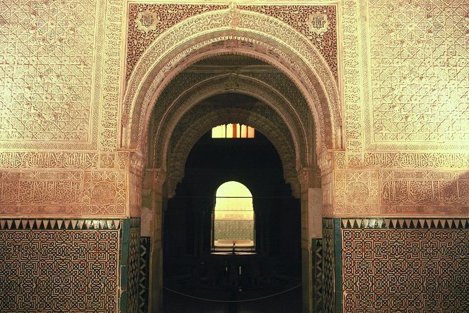 Alhambra Complete: Ticket Skip-the-Line Nasrid Palace and Generalife with Guide - Partal Gardens and the remains of older palaces