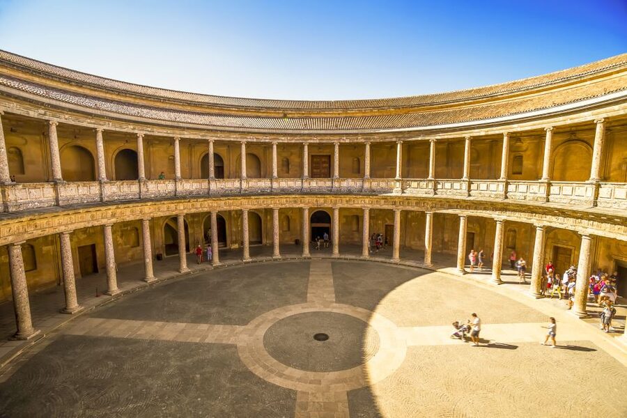 Alhambra, Nasrid Palaces and Albaicin Tour - Meeting your guide at the Alhambra