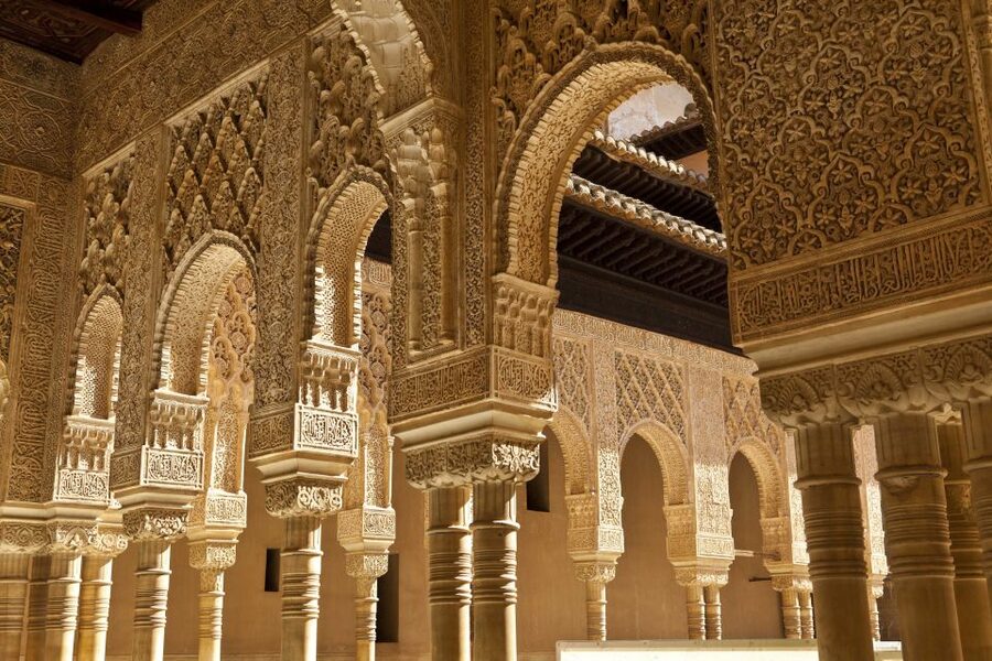 Alhambra, Nasrid Palaces, and Generalife 3-Hour Guided Tour - Generalife Gardens and the views over Granada
