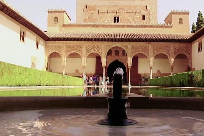 Alhambra Private/Small Group Tour & Nasrid Palaces Skip the Line - Generalife Gardens: water, shade, and a slower rhythm