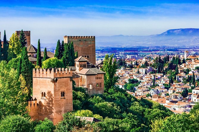 Alhambra Skip-the-line Private Tour including Nasrid Palaces - The Alcazaba: the Alhambra’s military side