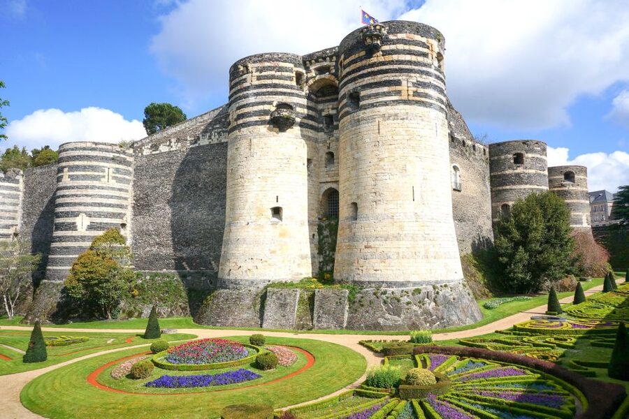 Angers: Château d'Angers Entrance Ticket - Gardens, Moats, Chapel, and Royal Spaces
