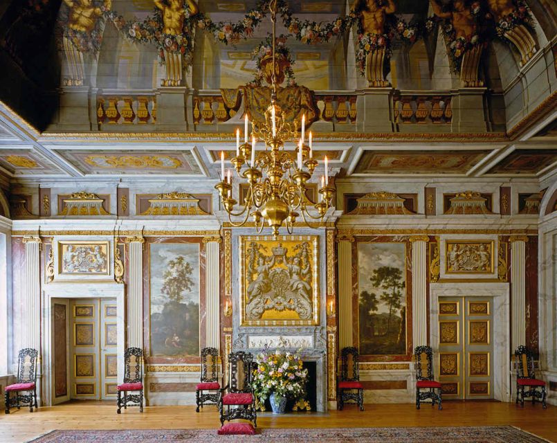 Apeldoorn: Het Loo Palace Entry Ticket - The palace rooms and royal collections