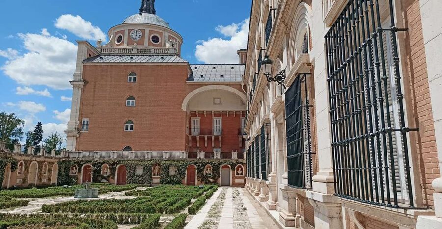Aranjuez: Royal Palace Guided Tour - Key points to know before you go