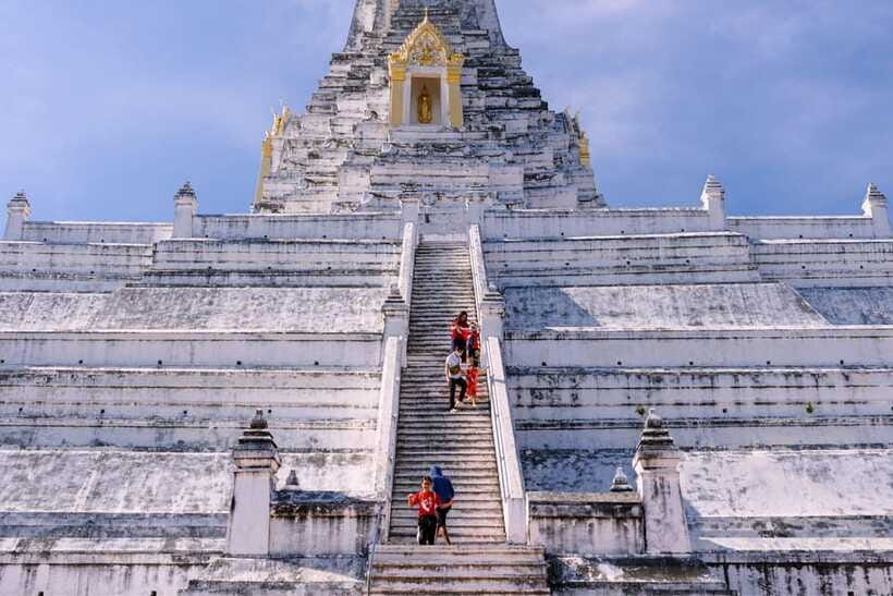 Ayutthaya Full-Day Tour with Bang Pa In (Summer Palace) - Practical clothing and packing advice