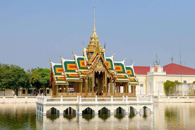 Ayutthaya One Day: Famous Temples & Bang Pa-In Palace Tour - What makes this Ayutthaya day trip worth considering