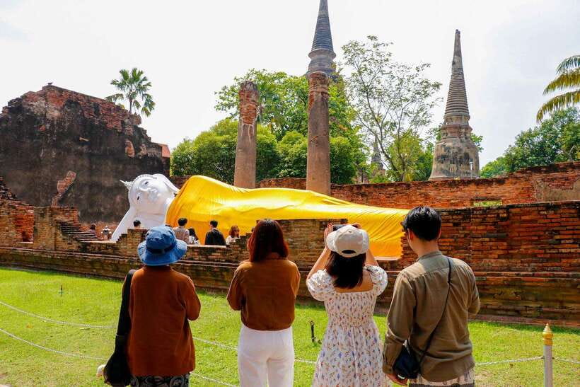 Ayutthaya One Day: Famous Temples & Bang Pa-In Palace Tour - Central Ayutthaya gives you a needed pause