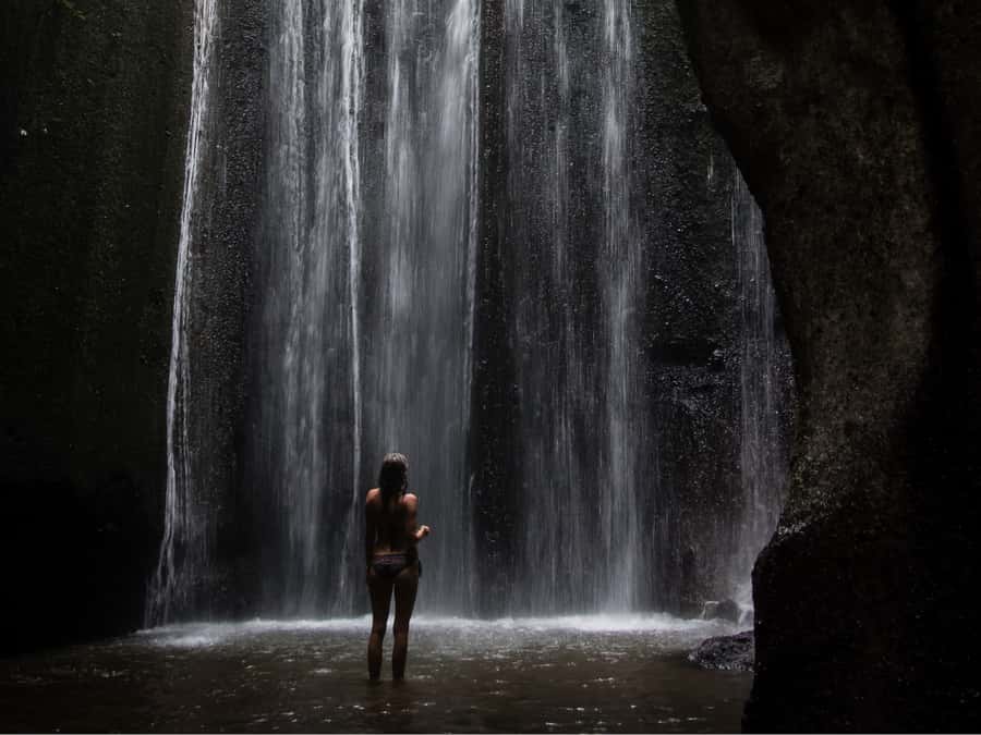 Bali: Lempuyang Quick Access, Waterfall, Water Palace & More - Pickup before sunrise, then a long road east