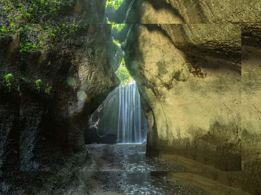Bali: Lempuyang Temple, Water Palace, and Waterfall Tour. - Coffee culture at the plantation