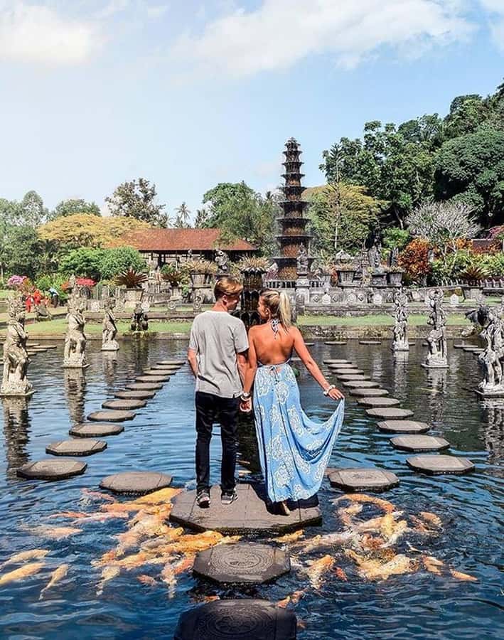 Bali: Trip to Tirta Gangga Palace and Tukad Cepung Waterfall - Tirta Empul and the purification pools
