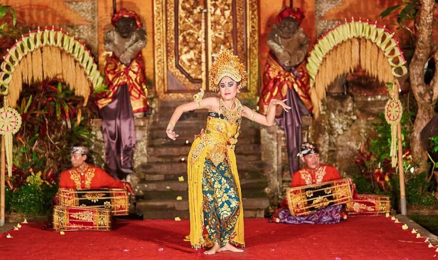 Bali: Ubud Palace Legong Dance Show Ticket - Is the $6 ticket good value?