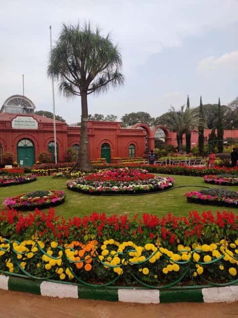 Bangalore City Tour: Lalbagh, Tipu Palace & Bull Temple - Tipu Sultan’s Summer Palace and the tour’s main historical question