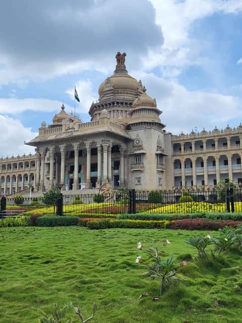 Bangalore City Tour: Lalbagh, Tipu Palace & Bull Temple - Is $74 a fair price?