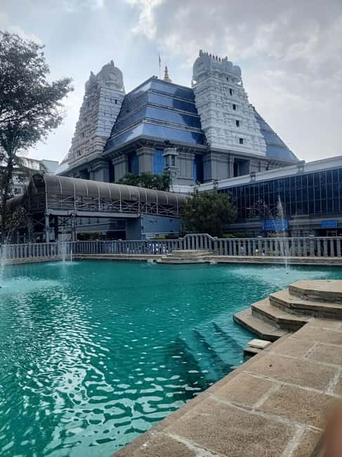 Bangalore City Tour: Walking, Palace & Temples - Starting at the Bull Temple