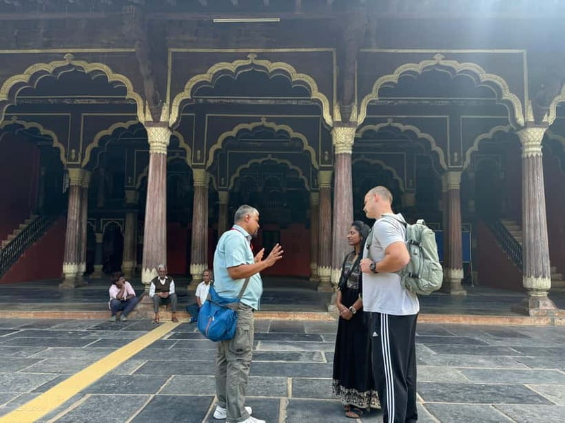 Bangalore: Palace, Temples, Fort & Markets Walking Tour - KR Market: the tour’s loudest and most memorable hour