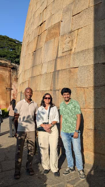 Bangalore Walking Tour KR Flower Market,Fort,Tippu palace - Starting at Tipu Sultan’s Summer Palace
