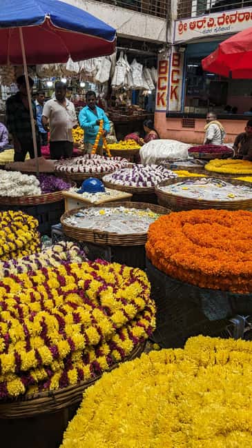 Bangalore Walking Tour KR Flower Market,Fort,Tippu palace - How the price compares with the experience