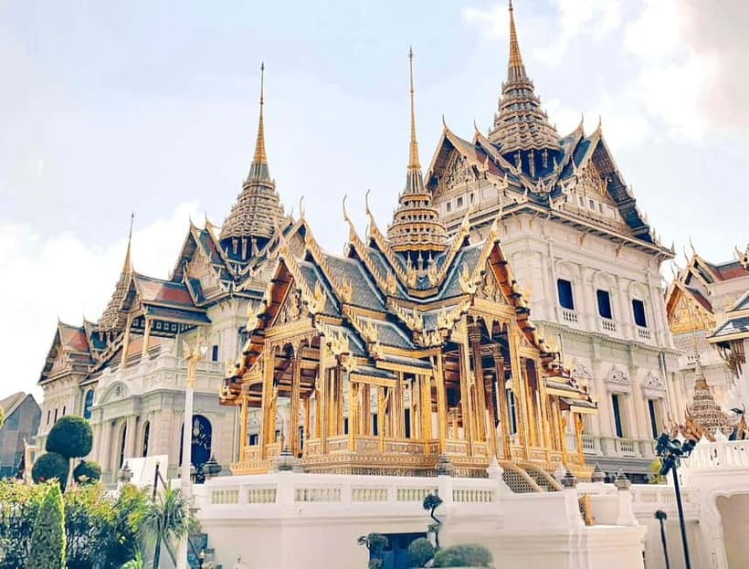 Bangkok: 2 Hours Grand Palace & Wat Pho Private Tour - Who should book this experience