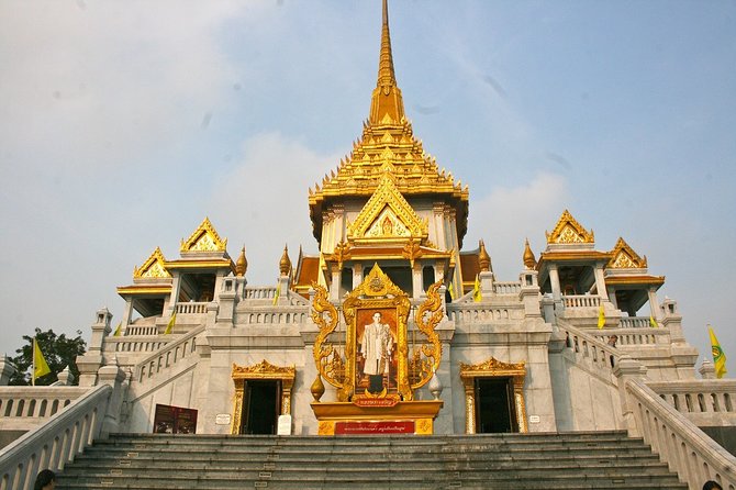 Bangkok City Highlights Tour: Grand Palace & Three Iconic Temples - Guides make or break the day