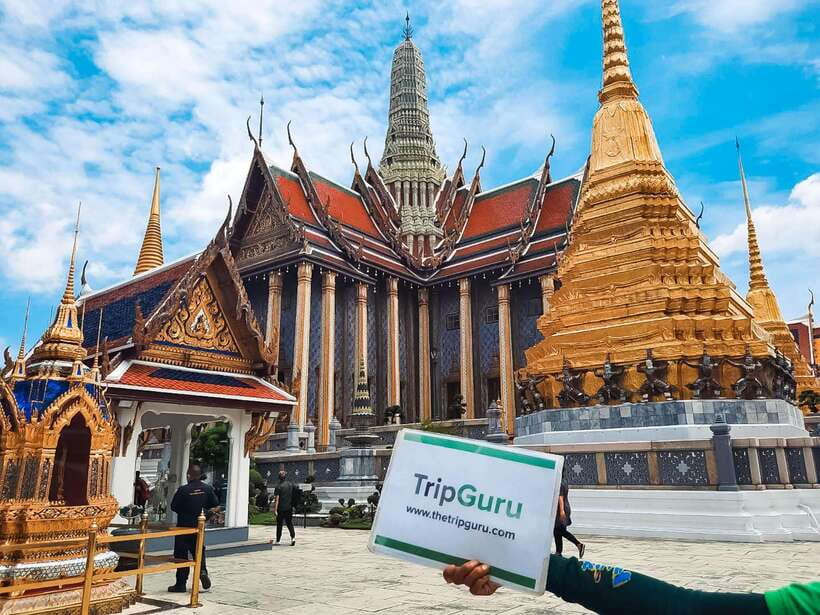 Bangkok: Grand Palace and Wat Phra Kaew Guided Walking Tour - Closures and changing access
