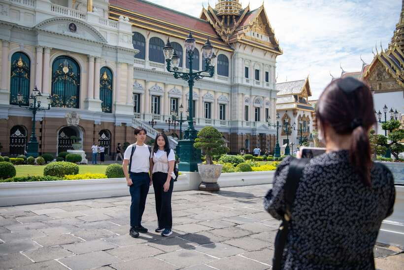 Bangkok: Grand Palace and Wat Phra Kaew Guided Walking Tour - The responsible-tourism angle