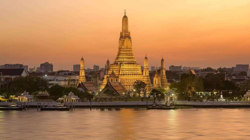 Bangkok: Grand Palace, Wat Pho, and Wat Arun Guided Tour - Key points at a glance