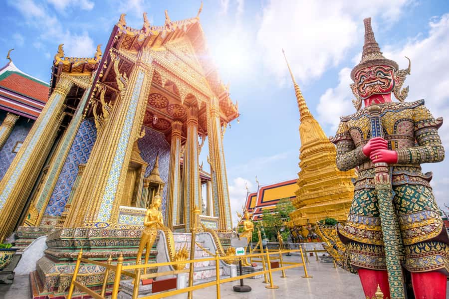 Bangkok: Grand Palace, Wat Pho, and Wat Arun Private Tour - Key points at a glance