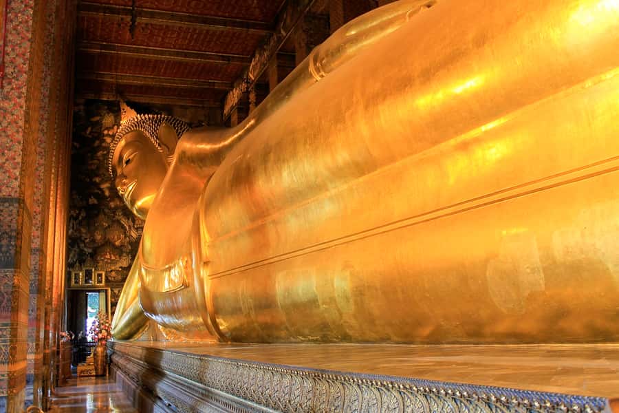Bangkok: Grand Palace, Wat Pho, and Wat Arun Private Tour - Wat Pho and the Reclining Buddha