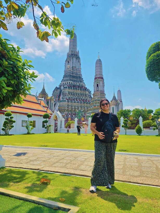Bangkok: Grand Palace, Wat Pho, Wat Arun and Wat Sa Ket Tour - Dress, heat, and walking advice