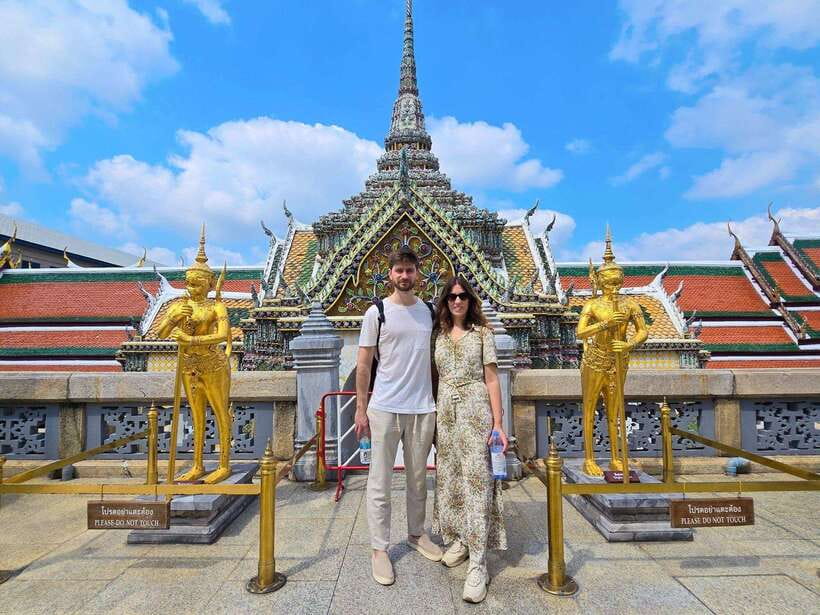 Bangkok: Grand Palace, Wat Pho, Wat Arun and Wat Sa Ket Tour - Crossing to Wat Arun, the Temple of Dawn