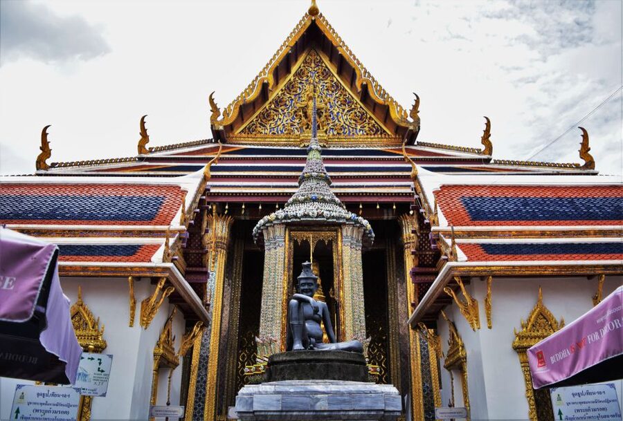 Bangkok: Half-Day Temple and Grand Palace Private Tour - Wat Trimitr and the 5.5-ton golden Buddha
