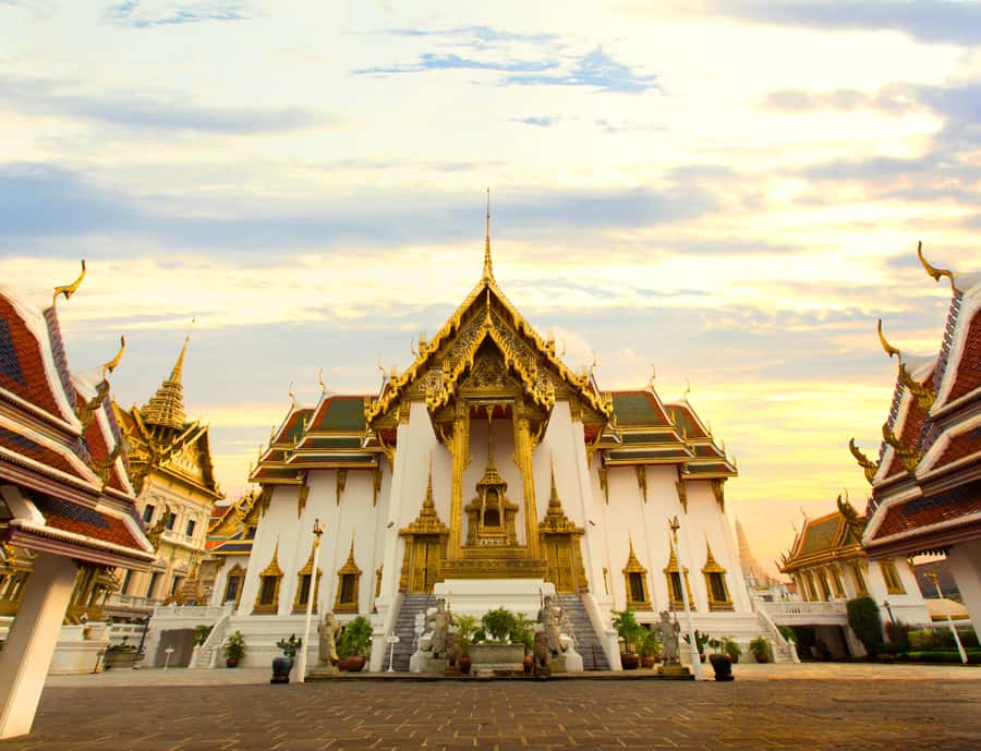 Bangkok: Highlights tour with Grand Palace & Floating Market - Who should book this Bangkok day tour?