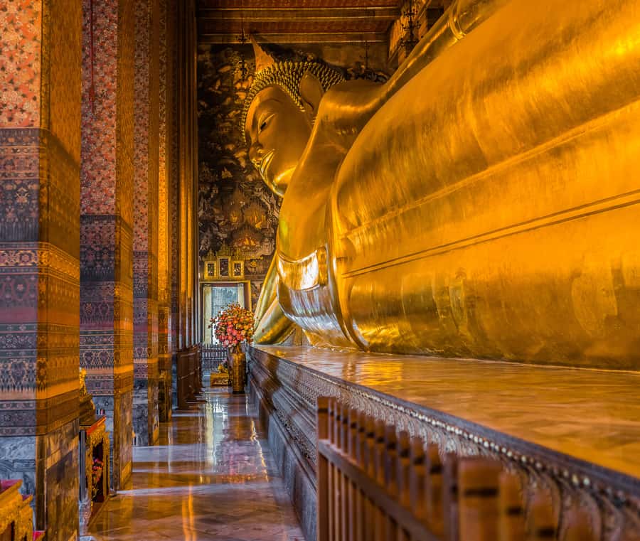 Bangkok: Highlights Tour wth Grand Palace & Must See Temples - Wat Pho and its enormous reclining Buddha