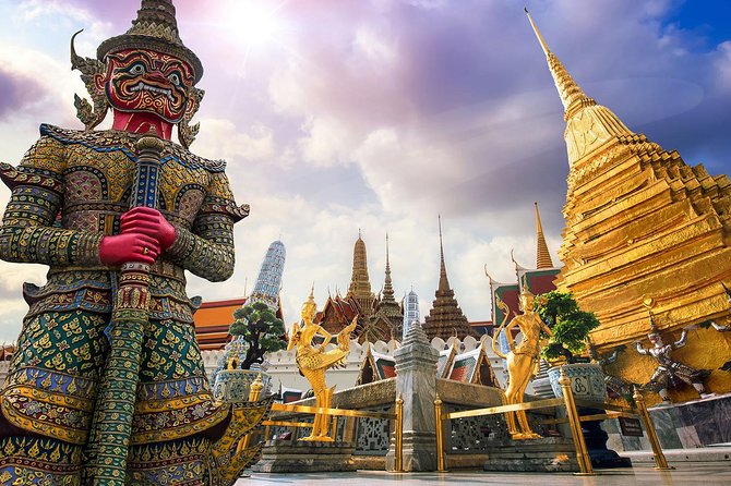 Bangkok's Grand Palace Complex and Wat Phra Kaew Tour - Pickup, timing, and the ride through Bangkok