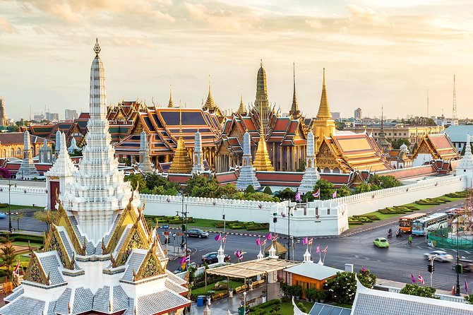 Bangkok's Grand Palace Complex and Wat Phra Kaew Tour - The 20-minute Gems Gallery stop
