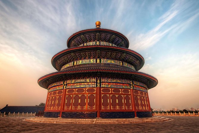 Beijing Classic Full-Day Tour including the Forbidden City, Tiananmen Square, Summer Palace and Temple of Heaven - Temple of Heaven explains imperial ceremony