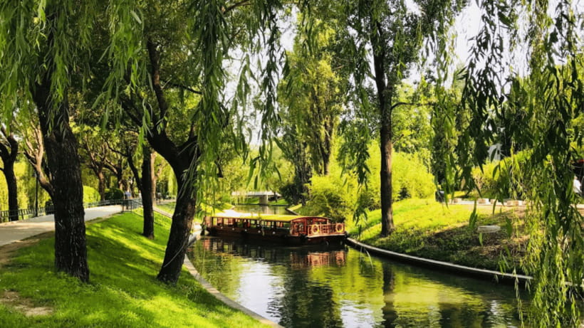 Beijing: Imperial Waterway Boat+Summer Palace SelfGuidedTour - Arriving at South Ruyi Wharf