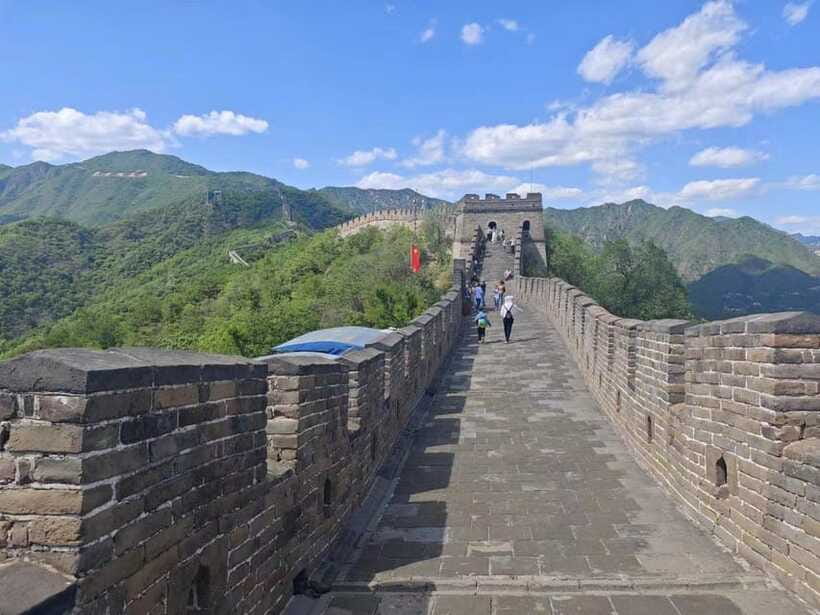 Beijing: Mutianyu Great Wall and Summer Palace Private Tour - What the $117 price really covers