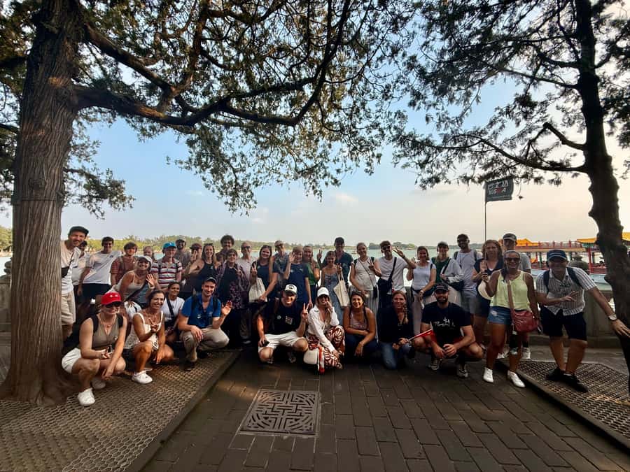 Beijing: Mutianyu Great Wall & Summer Palace Day Tour - The guides are a major part of the experience