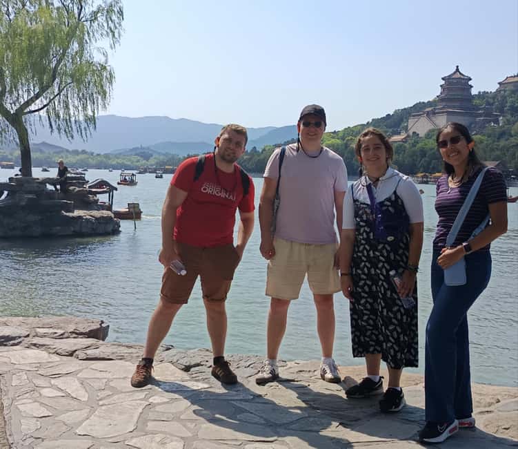 Beijing: Summer Palace 3 Hours Guided Tour with Entry Ticket - Kunming Lake and the art of the imperial garden