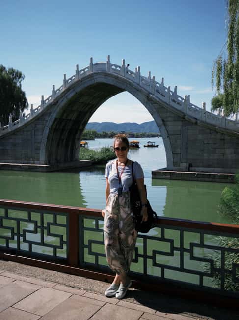 Beijing: Summer Palace 3 Hours Guided Tour with Entry Ticket - Starting at Xiyuan Subway Station Exit C2