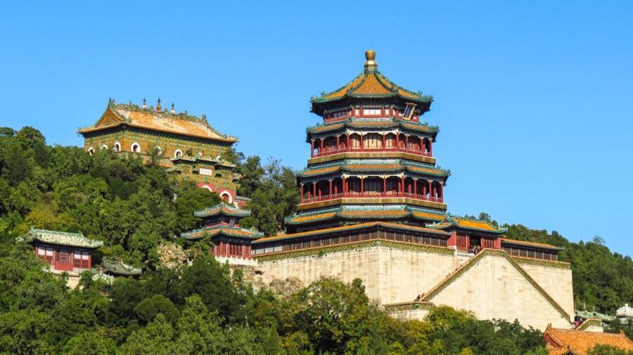 Beijing: Summer Palace, Sacred Road&Ming Tombs Private Tour - A Traditional Lunch Between the Historic Sites