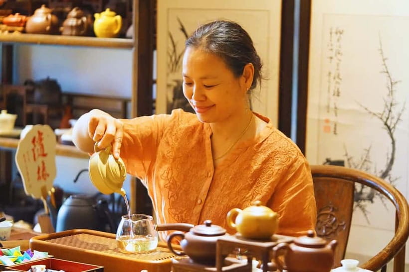 Beijing:Summer Palace & Tea or Calligraphy Experience Tour - Why the Summer Palace makes a strong morning stop