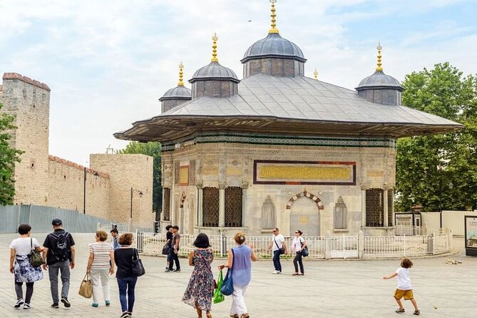 Blue Mosque, Hagia Sophia, Topkapi Palace &Grand Bazaar Tour - Hagia Sophia, with an extra ticket to plan for
