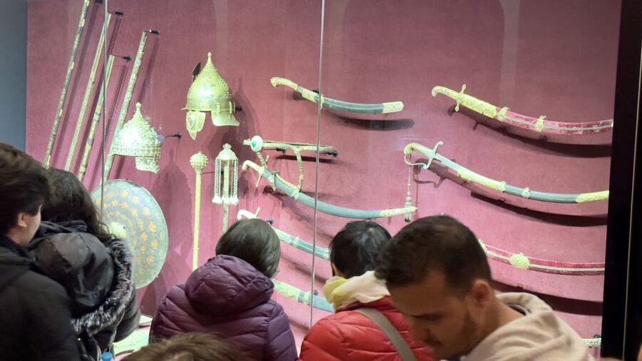 Blue Mosque, Topkapı Palace and Harem Guided Tour - Practical advice for a smoother visit