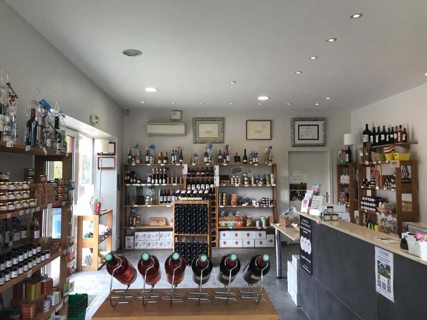 Bordeaux: Château Saint Ahon classic tour - Starting at 57 Rue de St Ahon