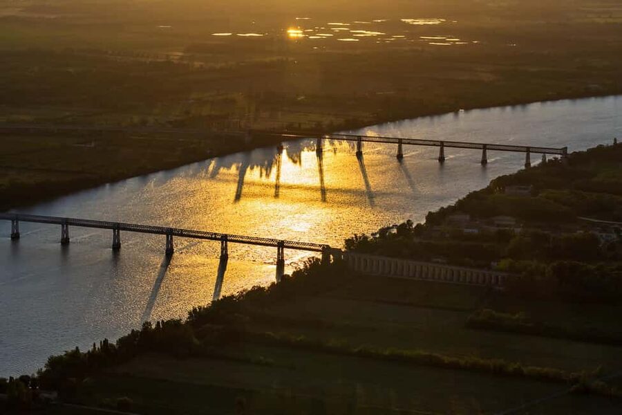 Bordeaux: Panoramic flight over vineyards and châteaux - Key details before you book