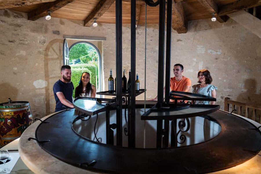 Bordeaux: Visit to Château de Reignac and prestige tasting - Why Château de Reignac makes a good short Bordeaux outing